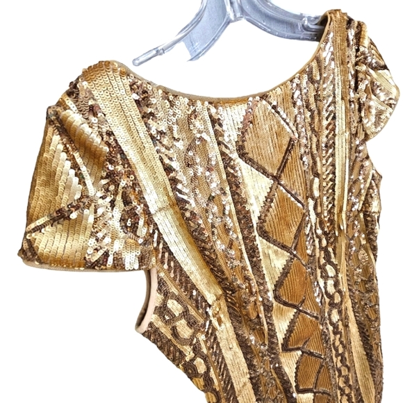 Nwot Adrianna Papell Cable Knit Cap Sleeves Gold Geometric Sequin Cocktail Dress - Picture 6 of 17